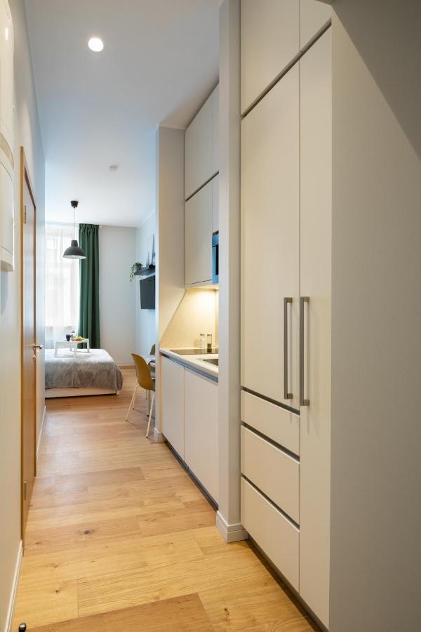 Modern Design In Center * Riika